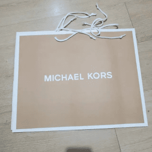 product-grid-gallery-item