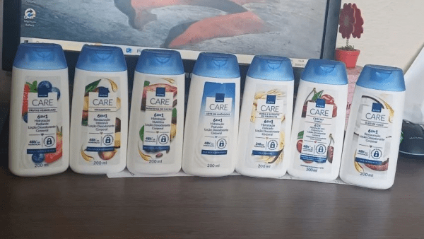 Hidratante corporal AvonCare 200 ml novo por R$ 11,00 cada