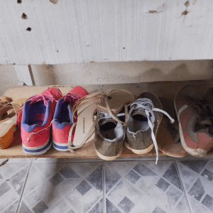 product-grid-gallery-item