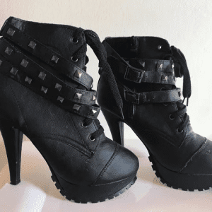Bota ankle boots 38 USADO